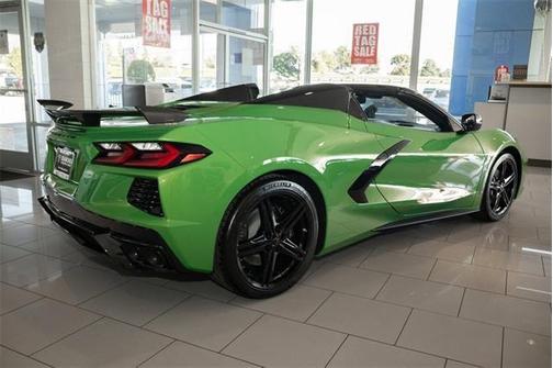 2026 Chevrolet Corvette Stingray w/2LT