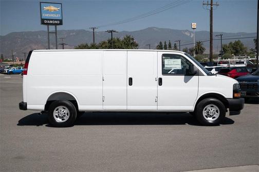 2025 Chevrolet Express 2500 RWD 2500 Extended Wheelbase WT
