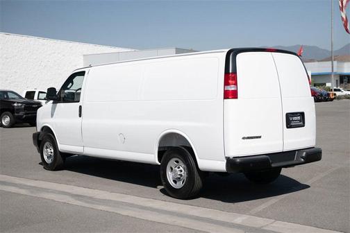 2025 Chevrolet Express 2500 RWD 2500 Extended Wheelbase WT
