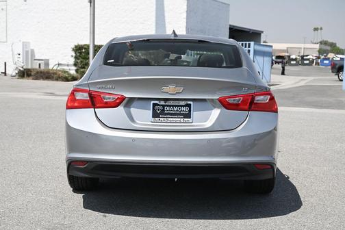 Sterling Gray Metallic 2024 Chevrolet Malibu FWD 1LT