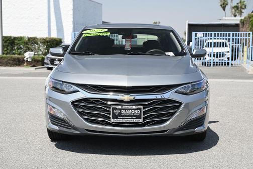 Sterling Gray Metallic 2024 Chevrolet Malibu FWD 1LT