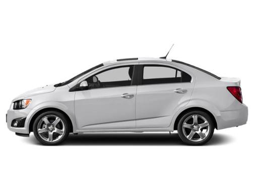 Summit White 2015 Chevrolet Sonic LT
