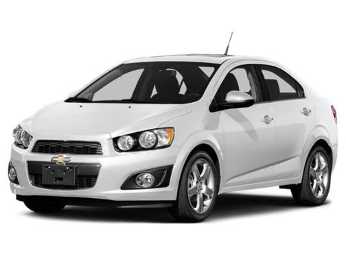 Summit White 2015 Chevrolet Sonic LT