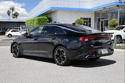 Ebony Black 2022 Kia K5 GT-Line
