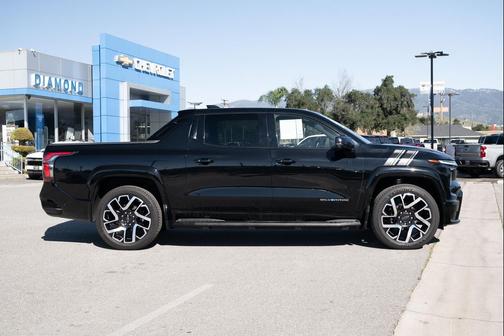 2024 Chevrolet Silverado EV First-Edition RST 4WD