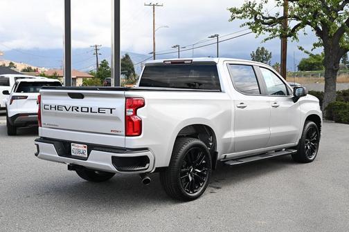 Silver Ice Metallic 2019 Chevrolet Silverado 1500 RST
