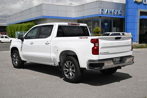 Summit White 2026 Chevrolet Silverado 1500 LT