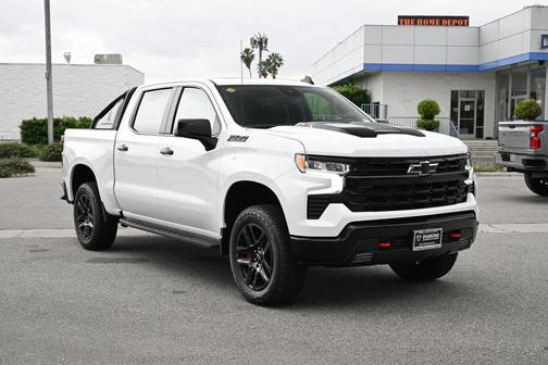 Summit White 2026 Chevrolet Silverado 1500 LT Trail Boss