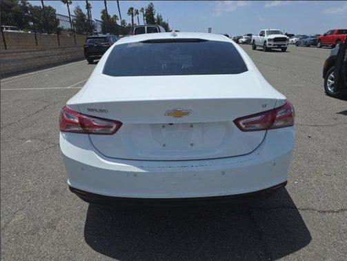 2021 Chevrolet Malibu FWD LT