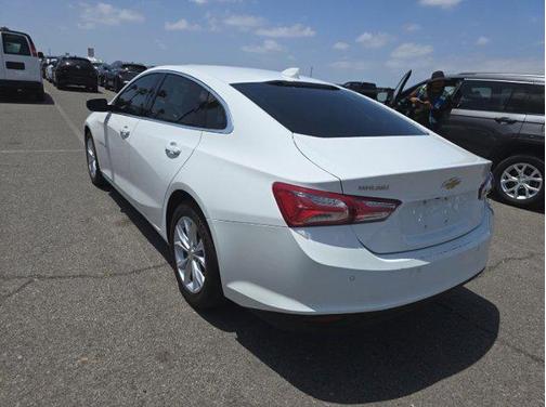 2021 Chevrolet Malibu FWD LT