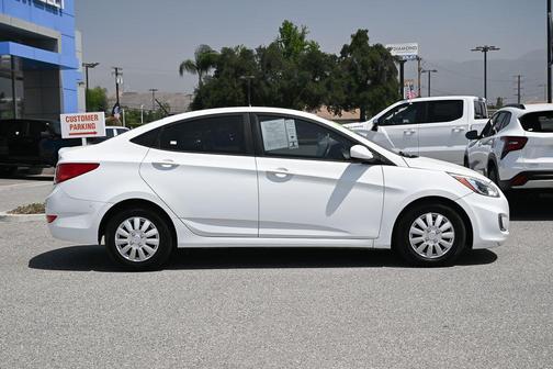 Century White 2016 Hyundai Accent SE