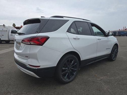 2022 Chevrolet Equinox FWD RS