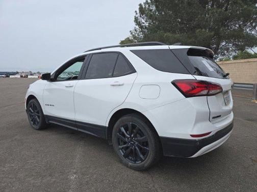 2022 Chevrolet Equinox FWD RS