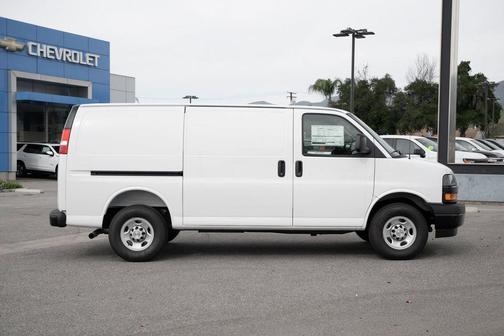 Summit White 2025 Chevrolet Express 2500 Work Van