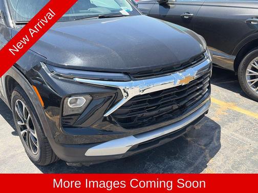 Mosaic Black Metallic 2025 Chevrolet Trailblazer LT