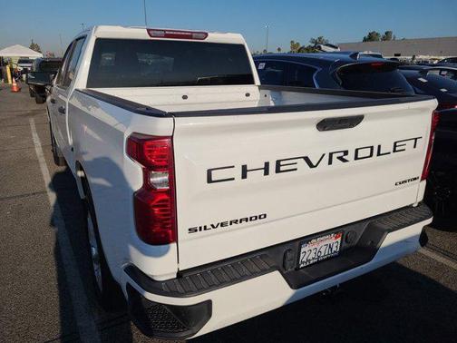 2022 Chevrolet Silverado 1500 Custom