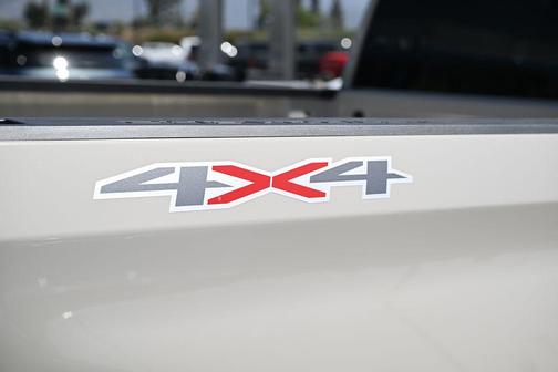 White Sands 2026 Chevrolet Silverado 1500 Custom