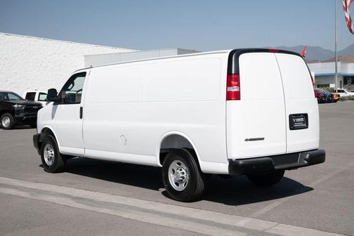 Summit White 2025 Chevrolet Express 2500 Work Van
