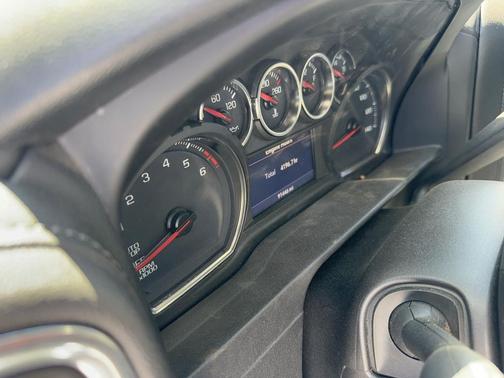 Summit White 2021 Chevrolet Silverado 1500 LT