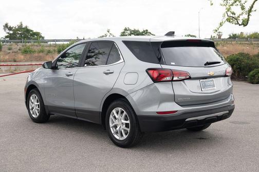Sterling Gray Metallic 2024 Chevrolet Equinox 1LT