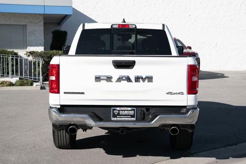 Bright White Clearcoat 2025 RAM 1500 Big Horn/Lone Star