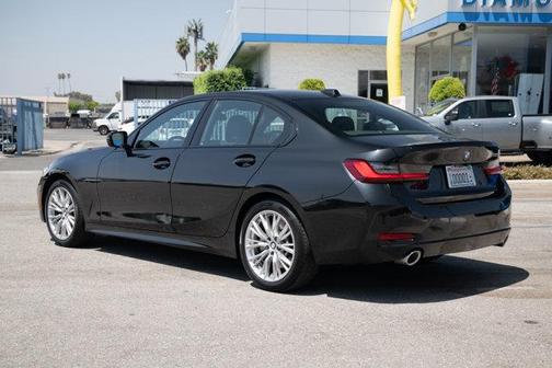 2023 BMW 330 330i