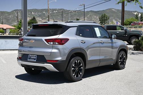 Sterling Gray Metallic 2023 Chevrolet Trailblazer LT