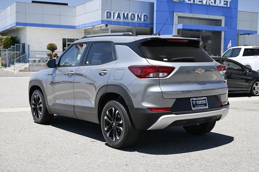 Sterling Gray Metallic 2023 Chevrolet Trailblazer LT