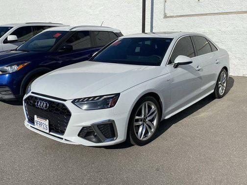 2023 Audi A4 45 S line Premium