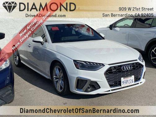 2023 Audi A4 45 S line Premium