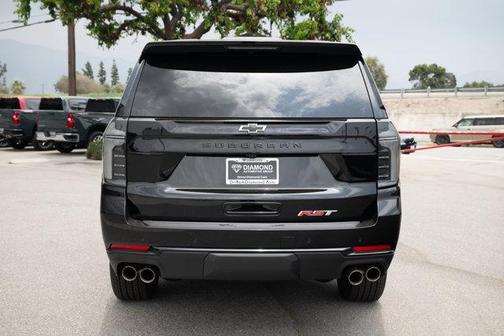 2025 Chevrolet Suburban RST