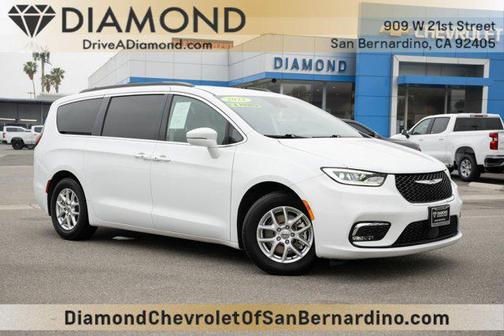 2022 Chrysler Pacifica Touring L