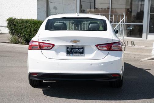 2022 Chevrolet Malibu FWD LT