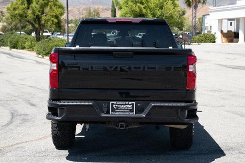 2023 Chevrolet Silverado 1500 Custom Trail Boss