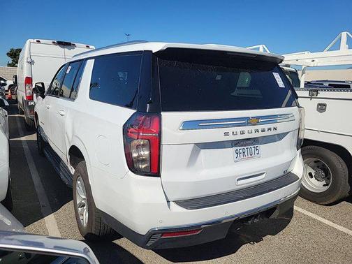 2023 Chevrolet Suburban LT