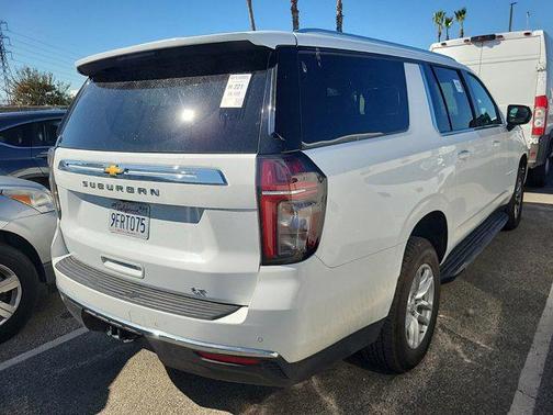 2023 Chevrolet Suburban LT