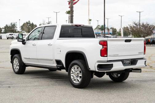 2025 Chevrolet Silverado 2500 High Country