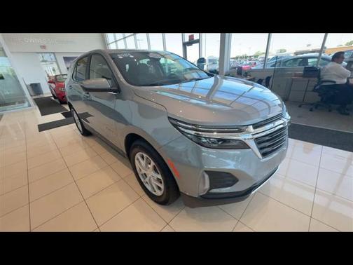 Sterling Gray Metallic 2024 Chevrolet Equinox 1LT