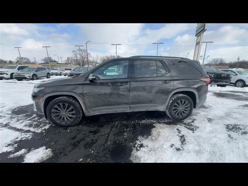 2023 Chevrolet Traverse RS