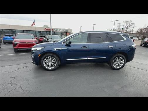 2023 Buick Enclave Essence AWD