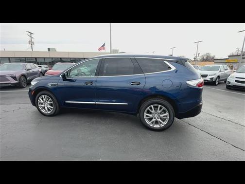 2023 Buick Enclave Essence AWD