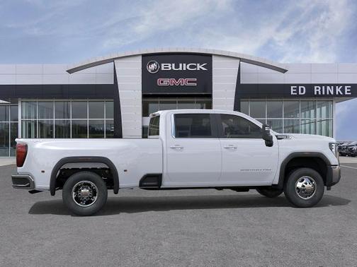 2026 GMC Sierra 3500 SLE
