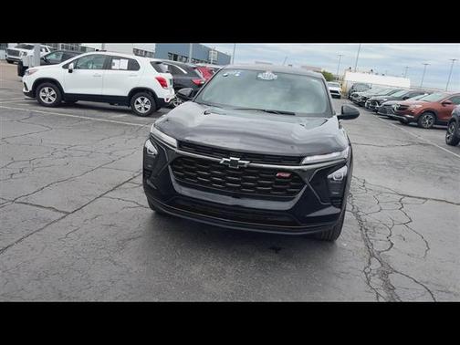 Mosaic Black Metallic 2024 Chevrolet Trax FWD 1RS
