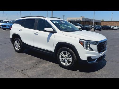 Summit White 2024 GMC Terrain SLE