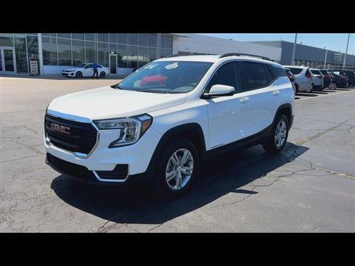 Summit White 2024 GMC Terrain SLE