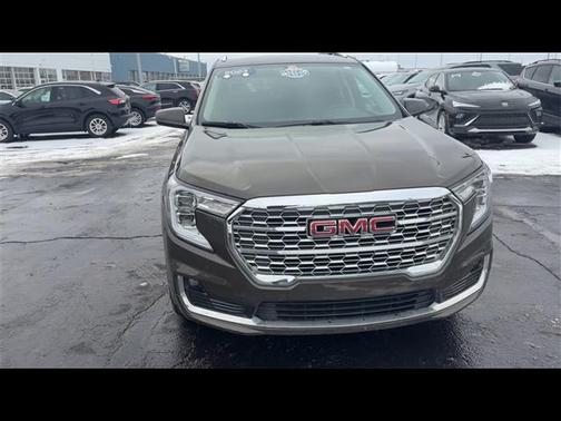 2023 GMC Terrain Denali