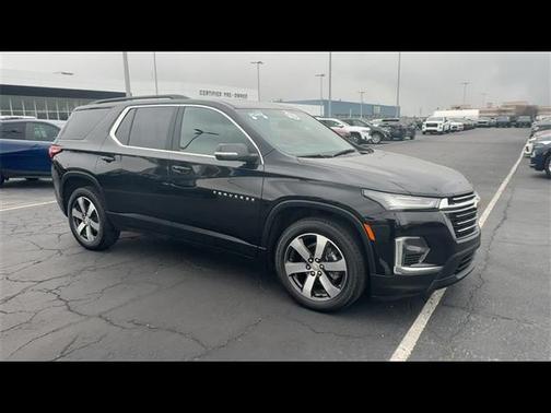 2022 Chevrolet Traverse LT Leather
