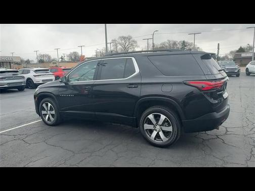 2022 Chevrolet Traverse LT Leather