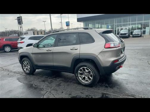 2020 Jeep Cherokee Trailhawk