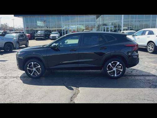 Mosaic Black Metallic 2024 Chevrolet Trax FWD 1RS